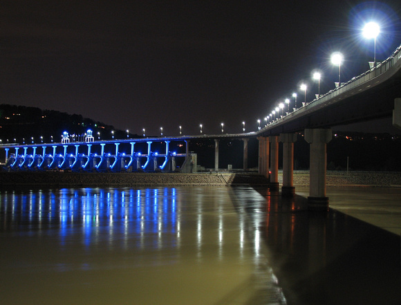 Blues at the Big Dam Bridge