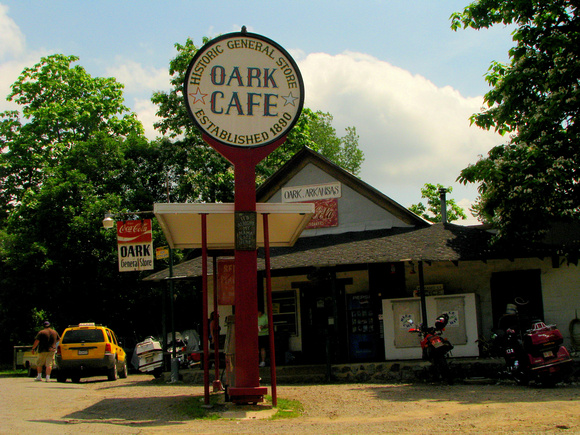 Oark Cafe and Historic General Store