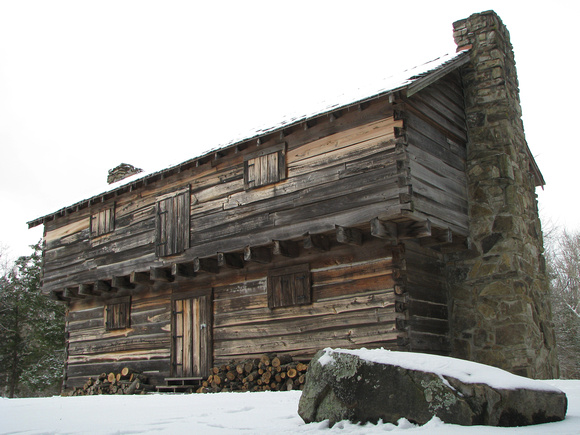Cadron Blockhouse in the Snow